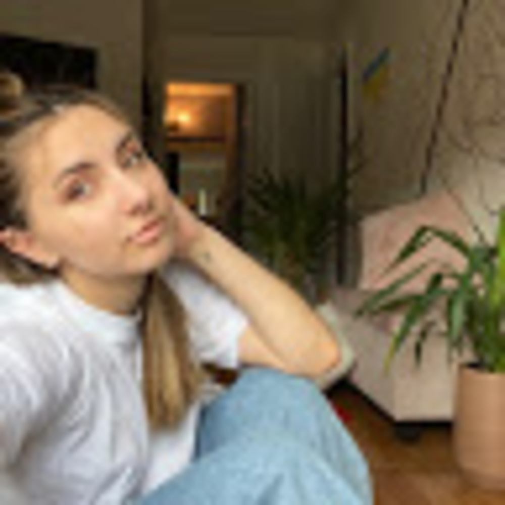 Meet your Posher, Natasha